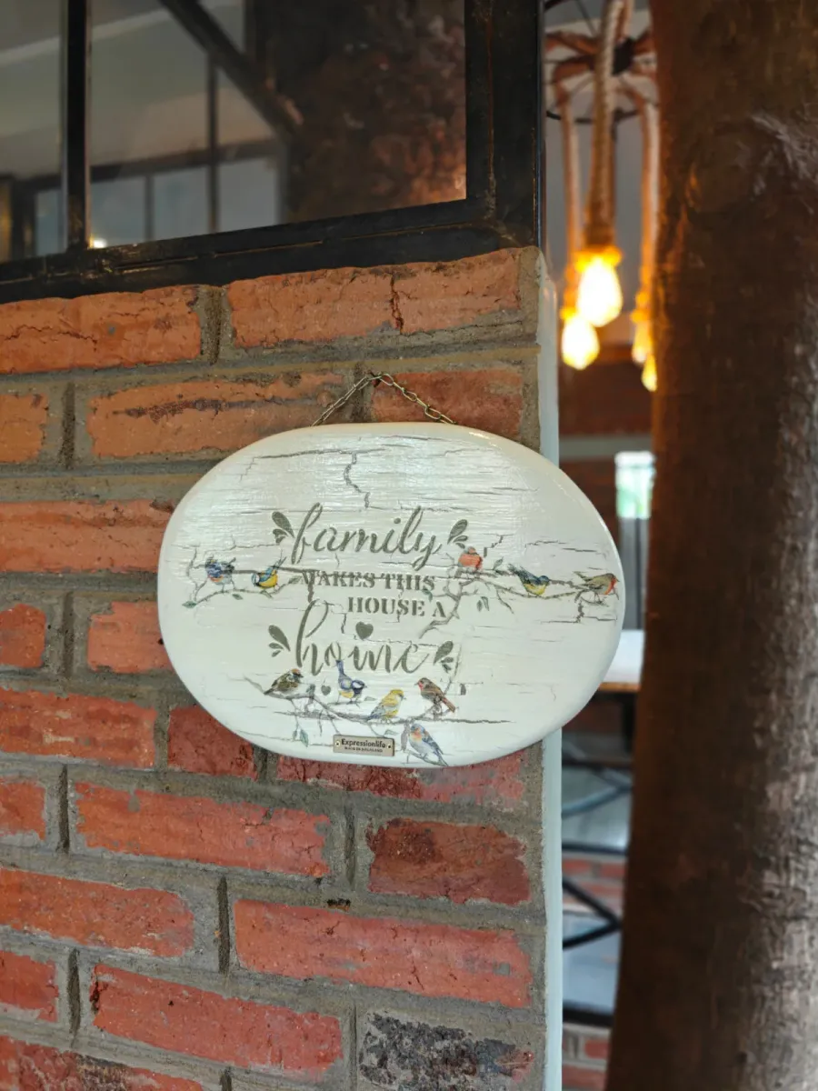 DECOUPAGE ART WALL HANGER (FAMILY)
